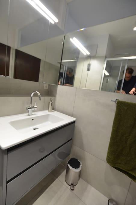 Studio 7 City Lage Mit Garage Naehe Koeln Bonn Siegburg Luaran gambar